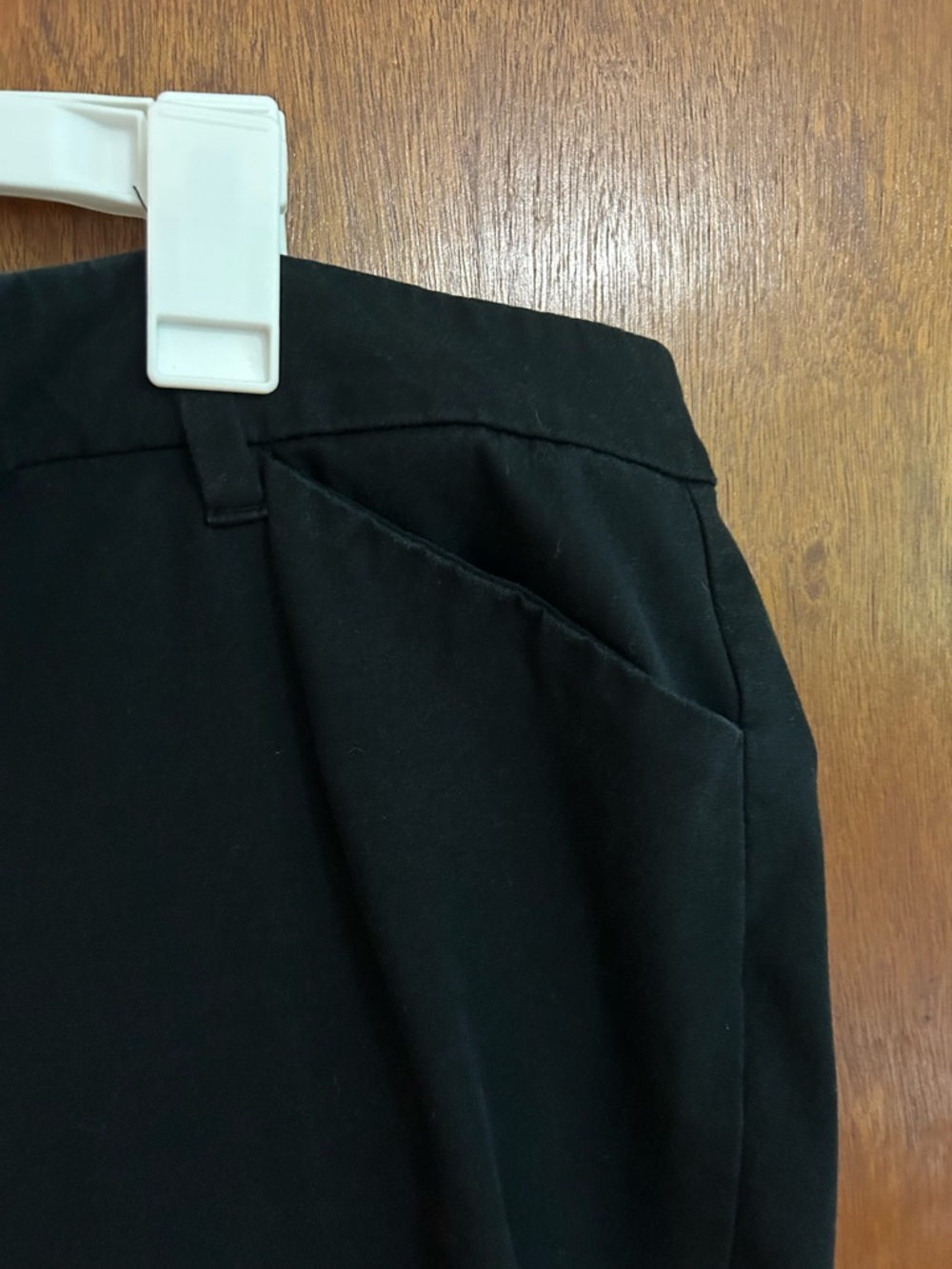 Old Navy High Rise Pixie Pants - Picture 5 of 6